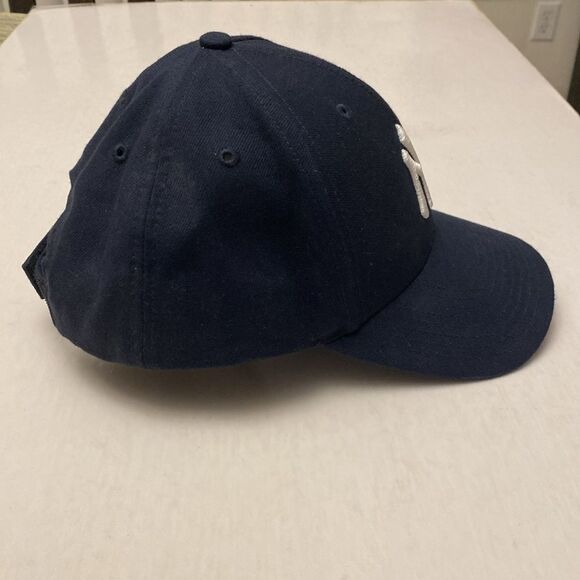 NEW YORK Yankees Genuine Merchandise Black 15%Wool Hat by Twins Enterprise OS - Picture 2 of 5